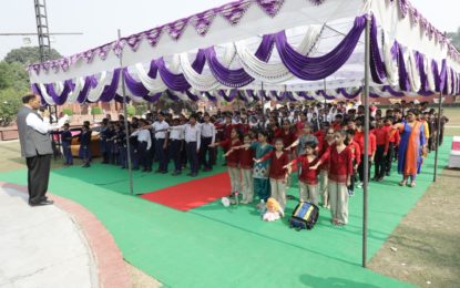 Observance of ‘Rashtriya Ekta Diwas’ (National Unity Day) as part of Birth Anniversary of Sardar Vallabhbhai Patel at Kalagram, Chandigarh on October 31, 2017.