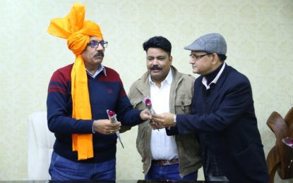 Prof. Saubhagya Vardhan, Director, NZCC, Patiala during meeting with the members of Sanskar Bharti Chandigarh unit today on 15/02/2018 at Kalagram Chandigarh.